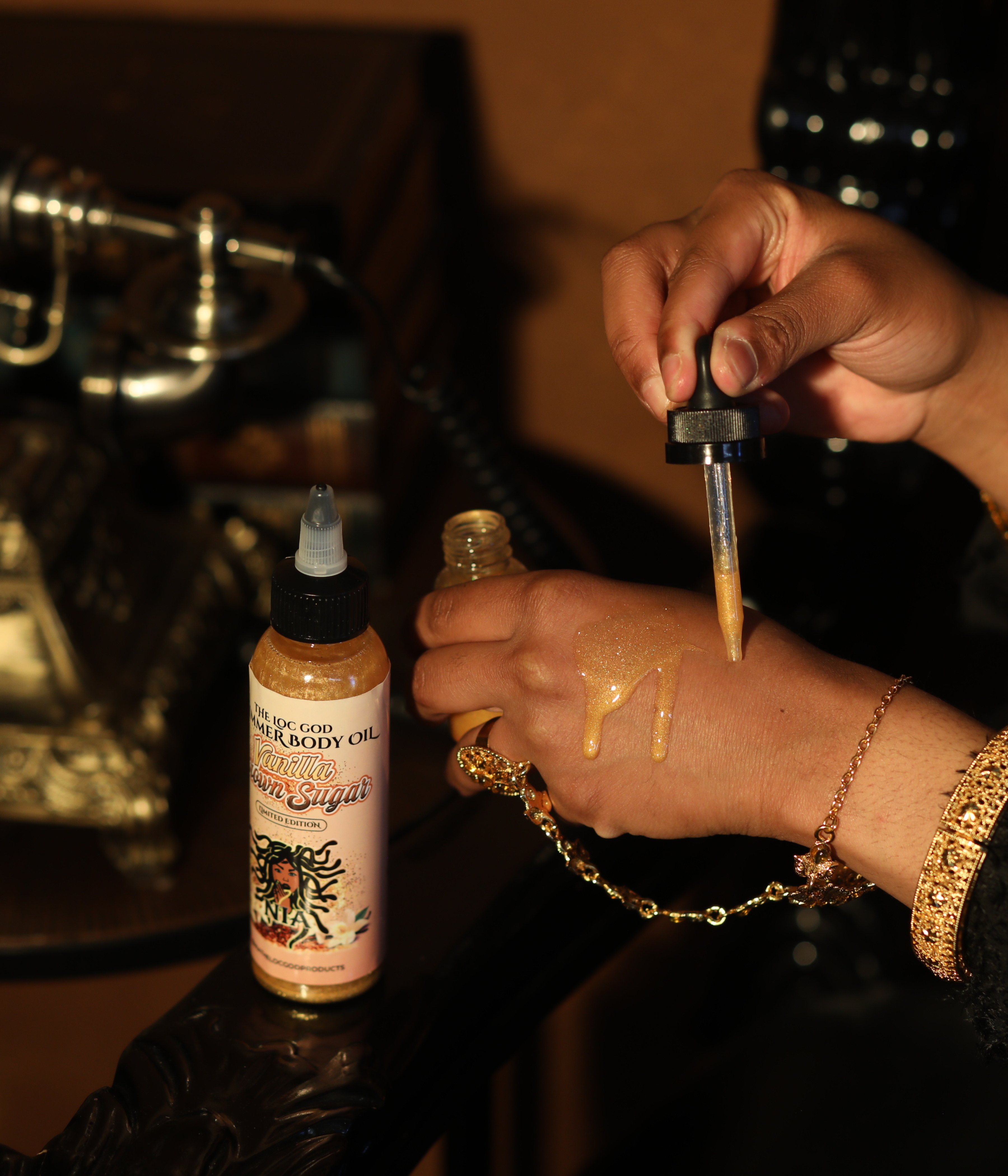 Shimmer Body Oil - Vanilla Brown Sugar