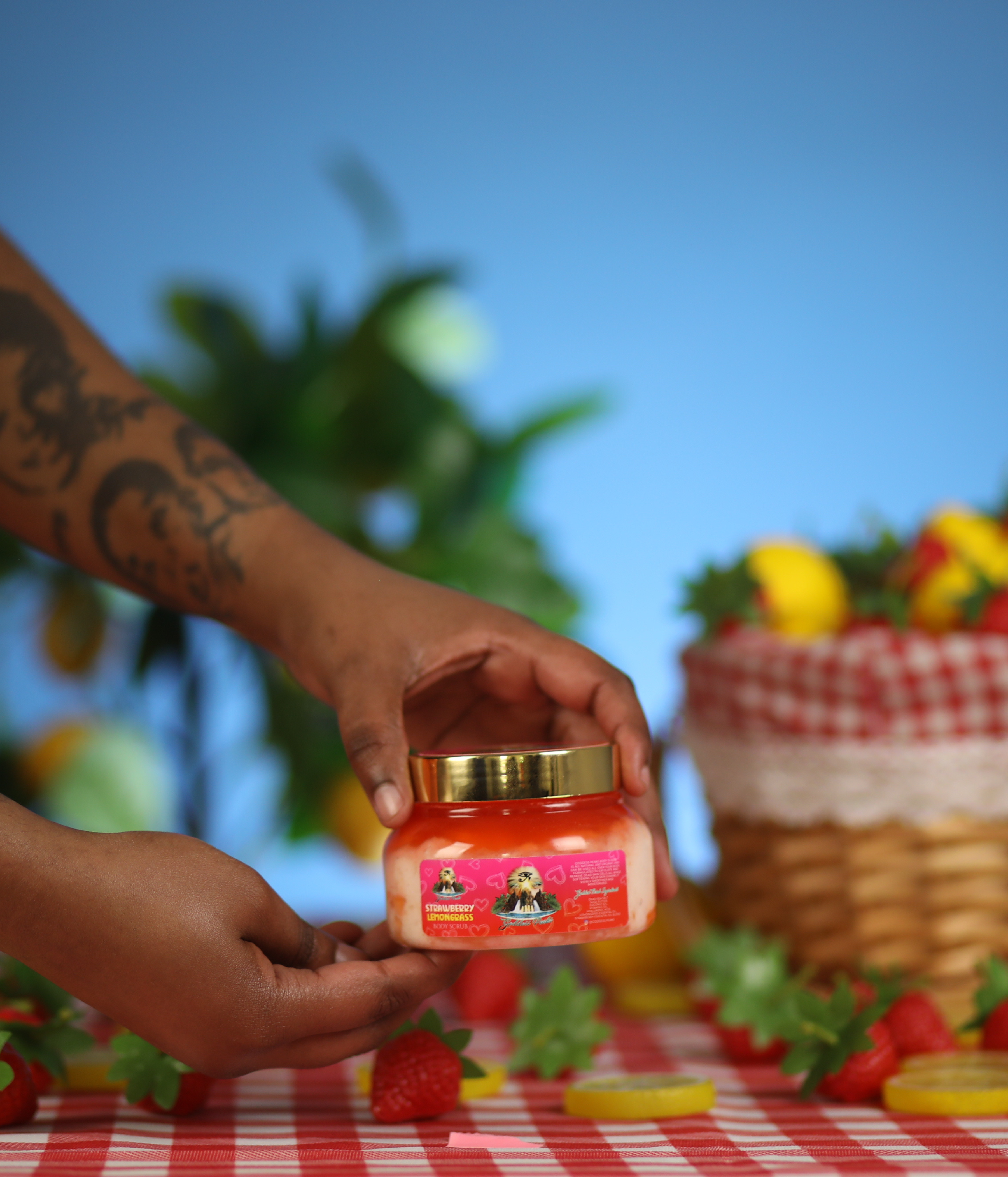 Body Scrub - Strawberry Lemongrass